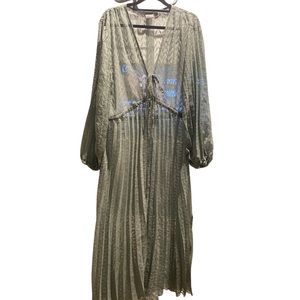 Beach dress or coverup